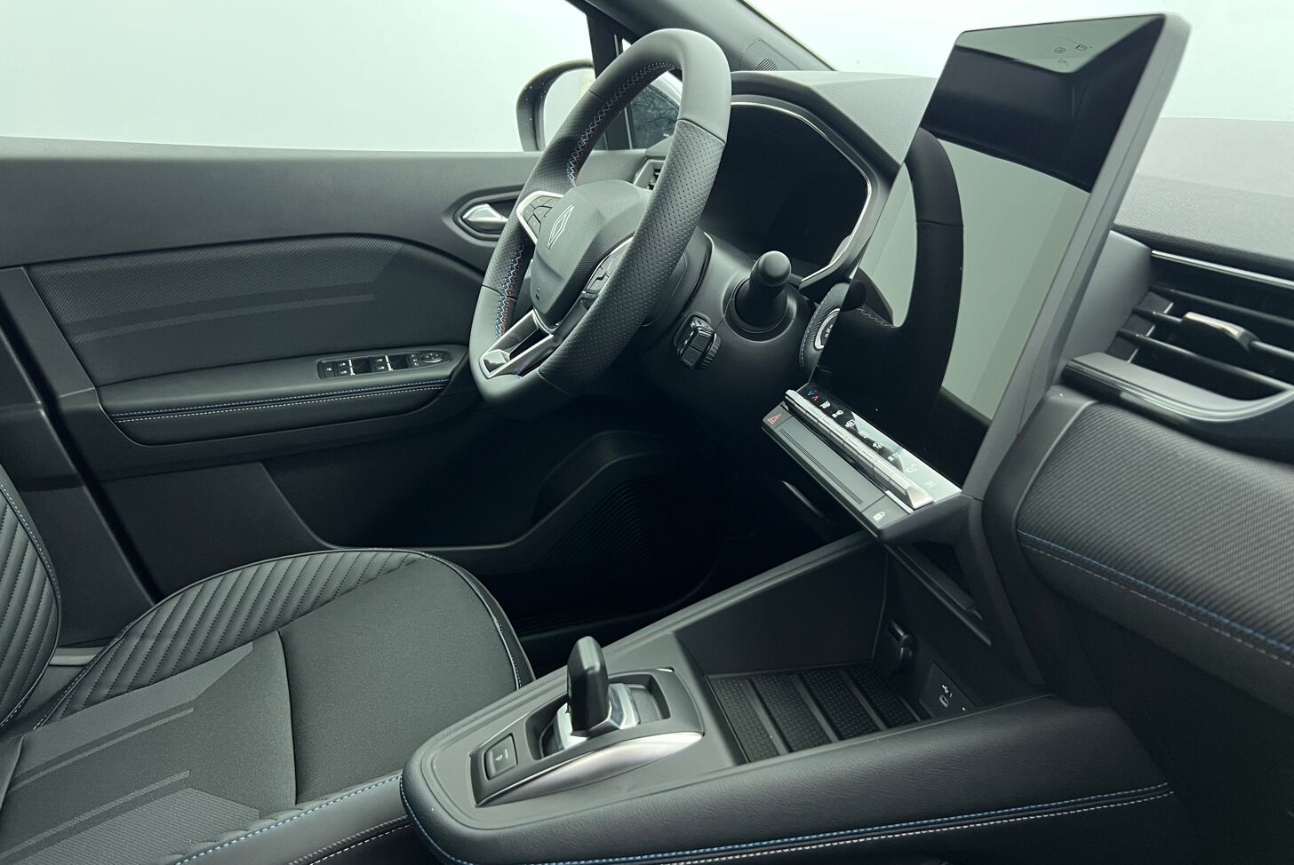 RENAULT Captur SUV Hybride Essence