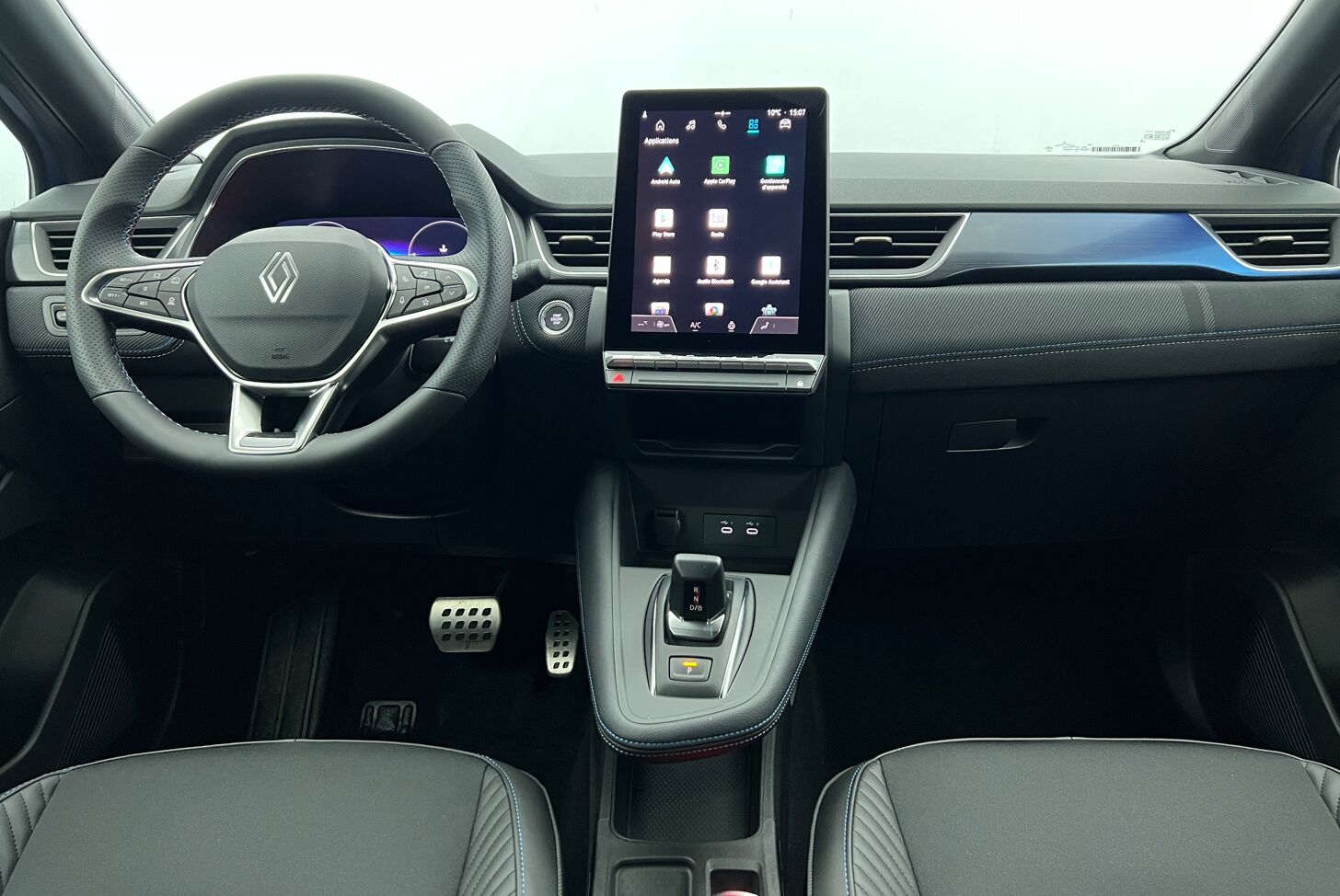 RENAULT Captur SUV Hybride Essence