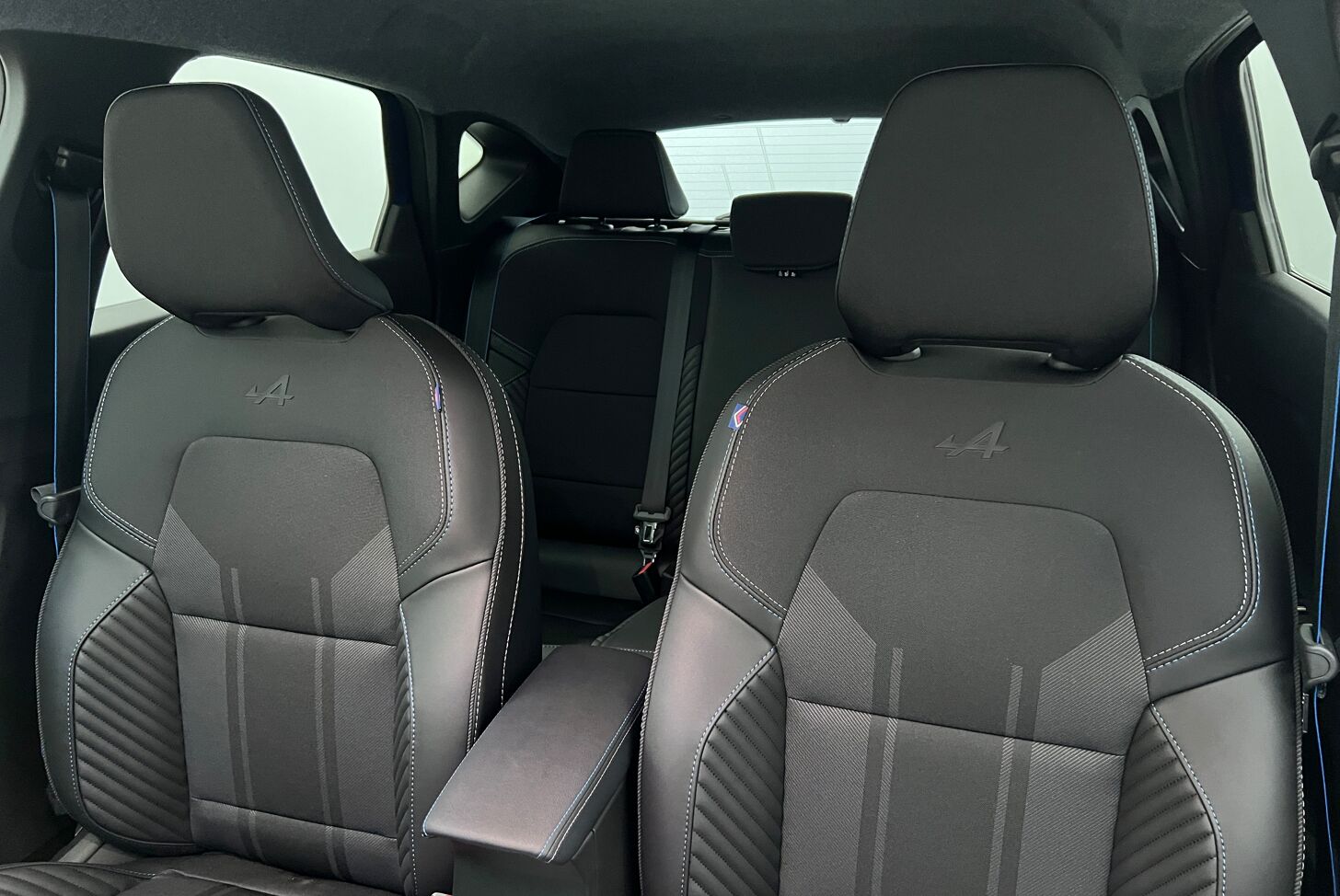 RENAULT Captur SUV Hybride Essence