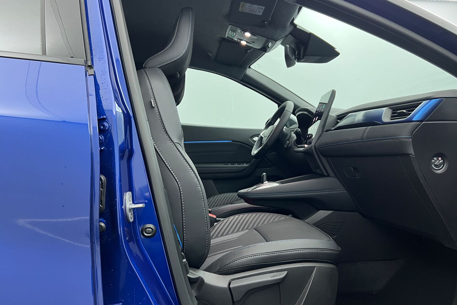 RENAULT Captur SUV Hybride Essence