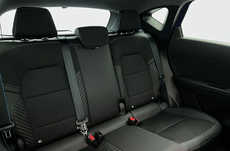 RENAULT Captur SUV Hybride Essence