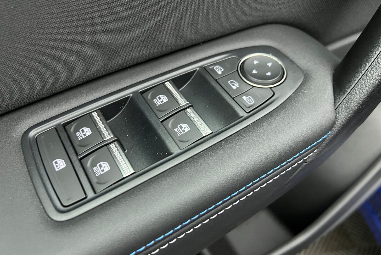 RENAULT Captur SUV Hybride Essence