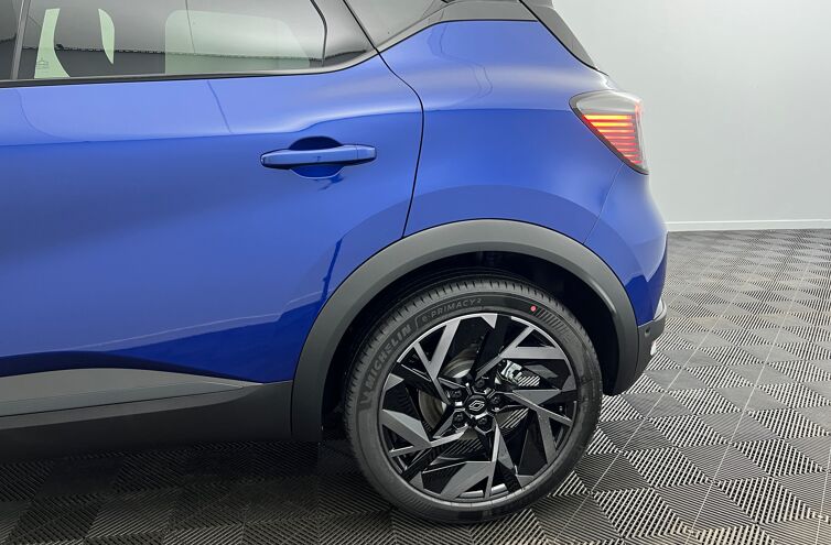 RENAULT Captur SUV Hybride Essence