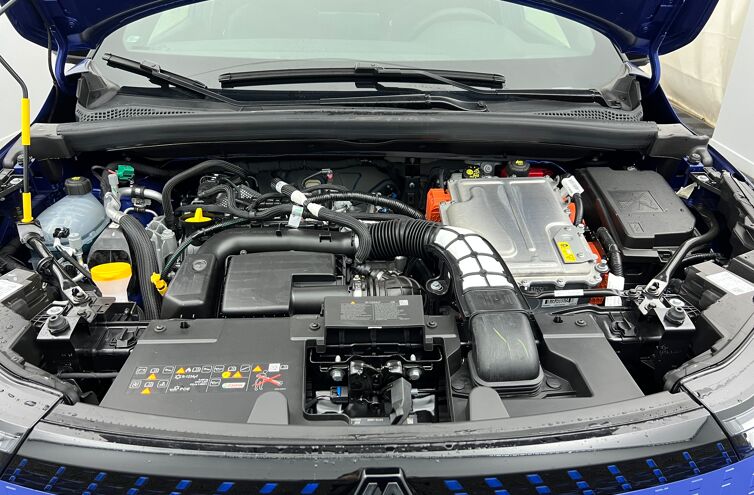 RENAULT Captur SUV Hybride Essence