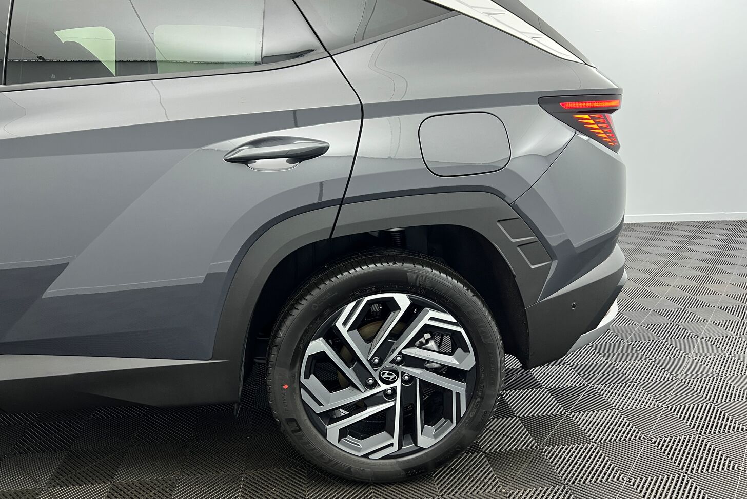 HYUNDAI Tucson SUV Hybride Essence