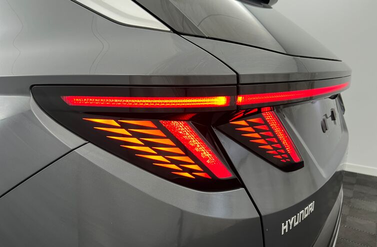 HYUNDAI Tucson SUV Hybride Essence