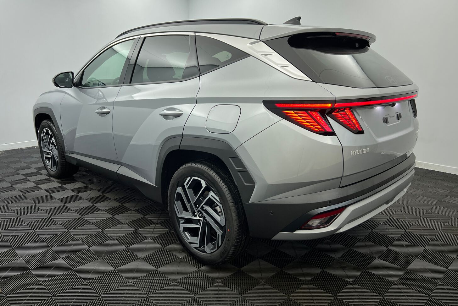 HYUNDAI Tucson SUV Hybride Essence