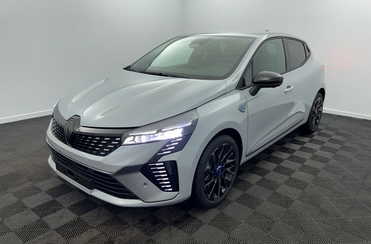 RENAULT Clio Berline Essence 