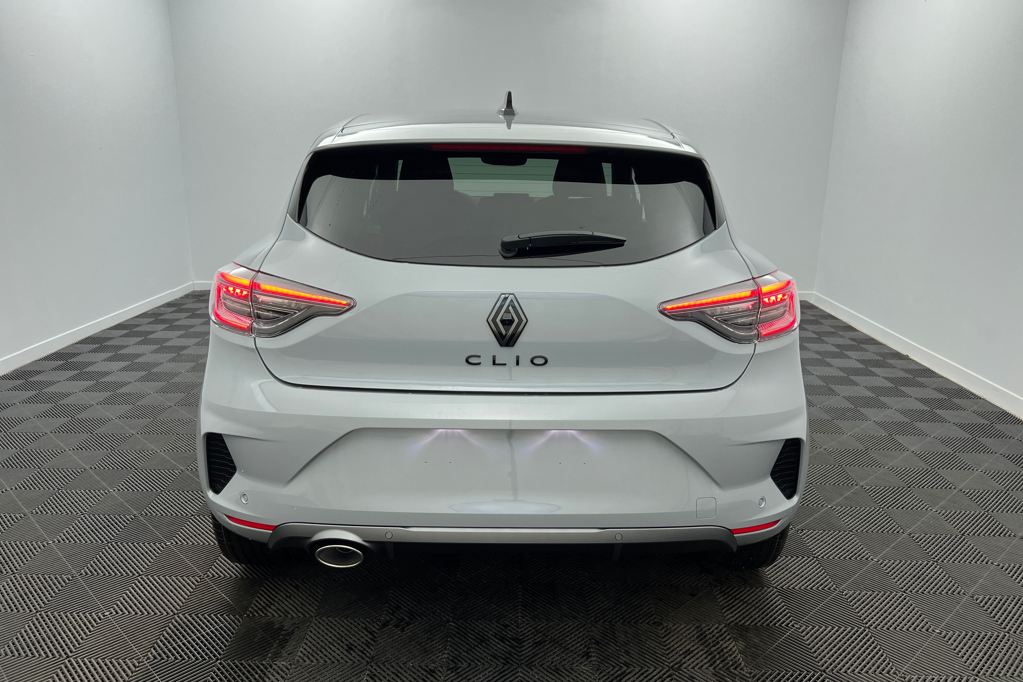 RENAULT Clio Citadine Essence — photo 5