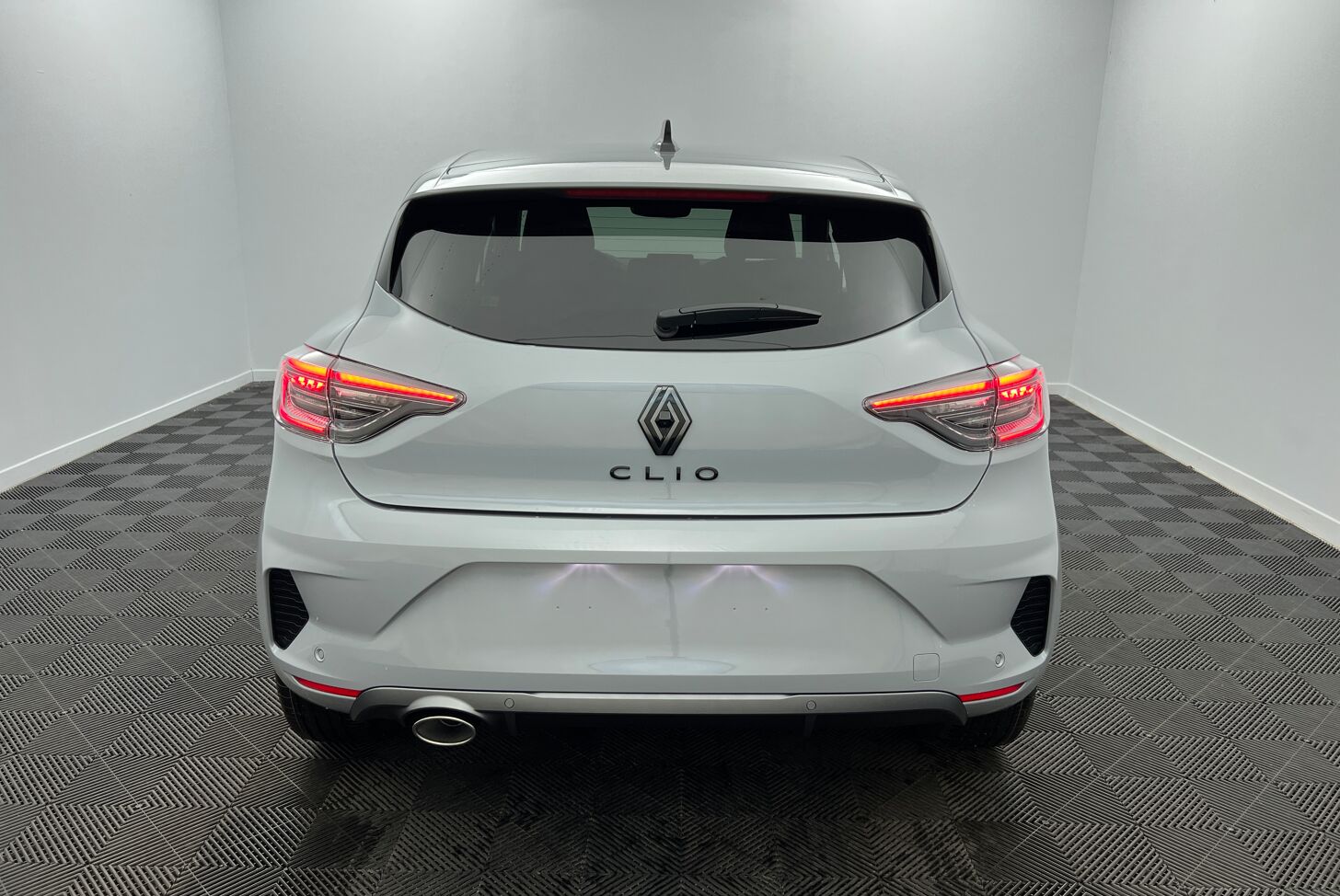 RENAULT Clio Citadine Essence 