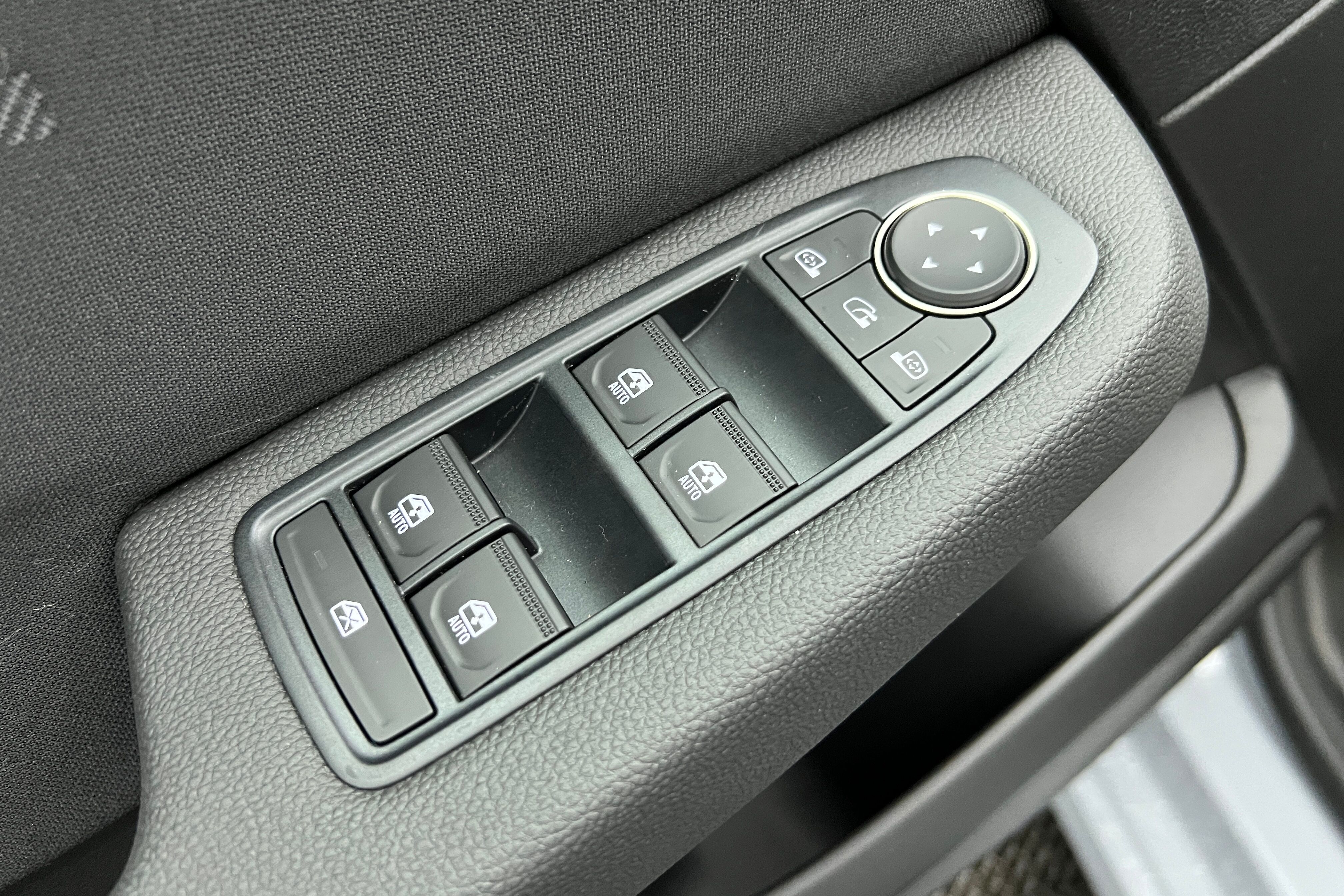 RENAULT Clio Citadine Essence — photo 15