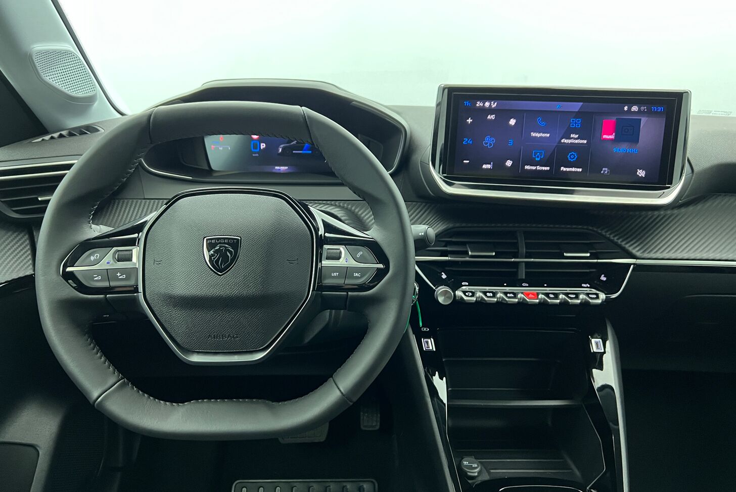 PEUGEOT 208 Berline Hybride Essence