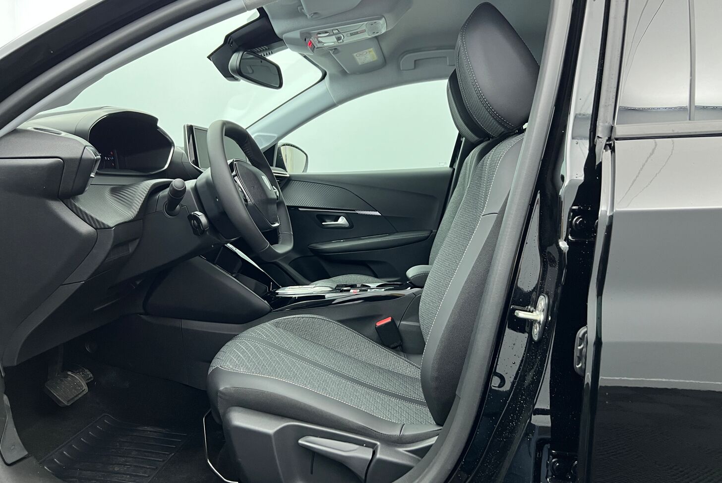 PEUGEOT 208 Berline Hybride Essence