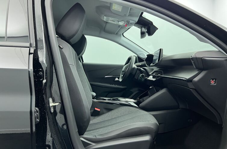 PEUGEOT 208 Berline Hybride Essence