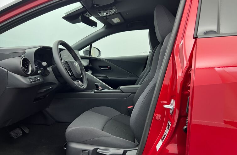 TOYOTA C-HR SUV Hybride rechargeable Essence