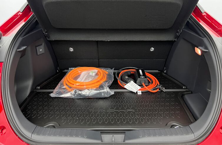 TOYOTA C-HR SUV Hybride rechargeable Essence