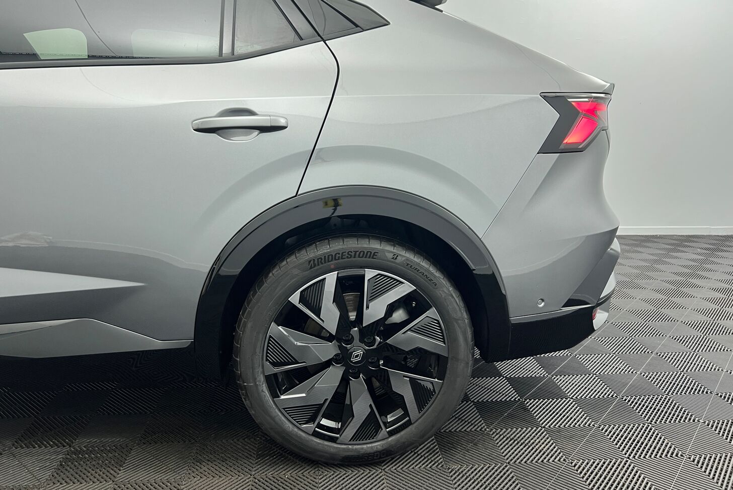 RENAULT Rafale SUV Hybride Essence