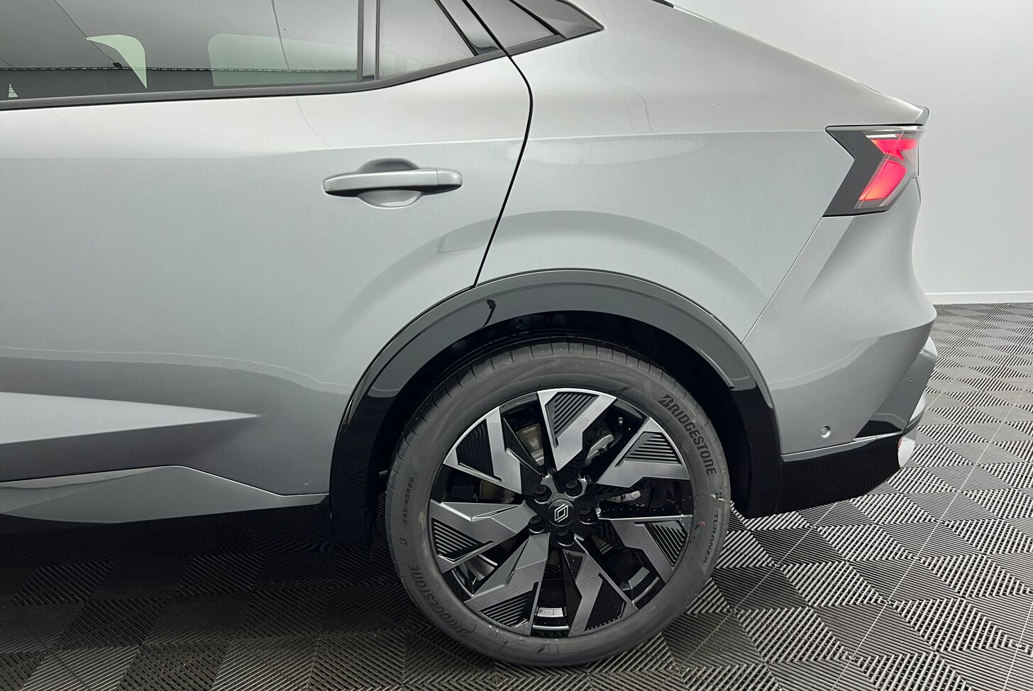 RENAULT Rafale SUV Hybride Essence