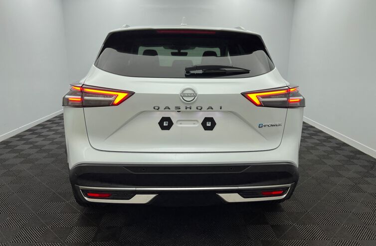 NISSAN Qashqai SUV Hybride Essence