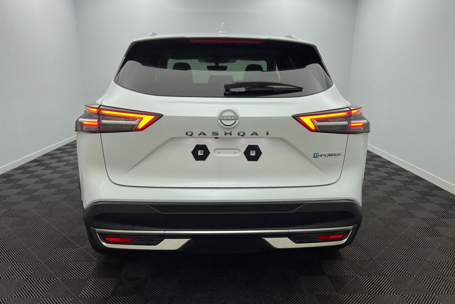 NISSAN Qashqai SUV Hybride Essence