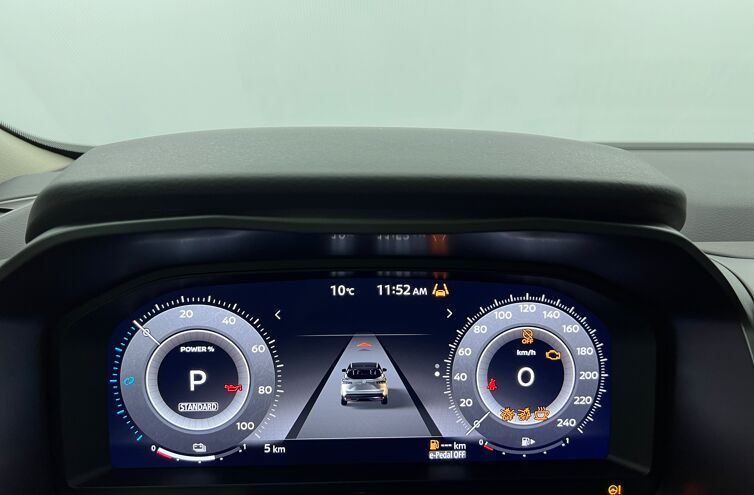 NISSAN Qashqai SUV Hybride Essence