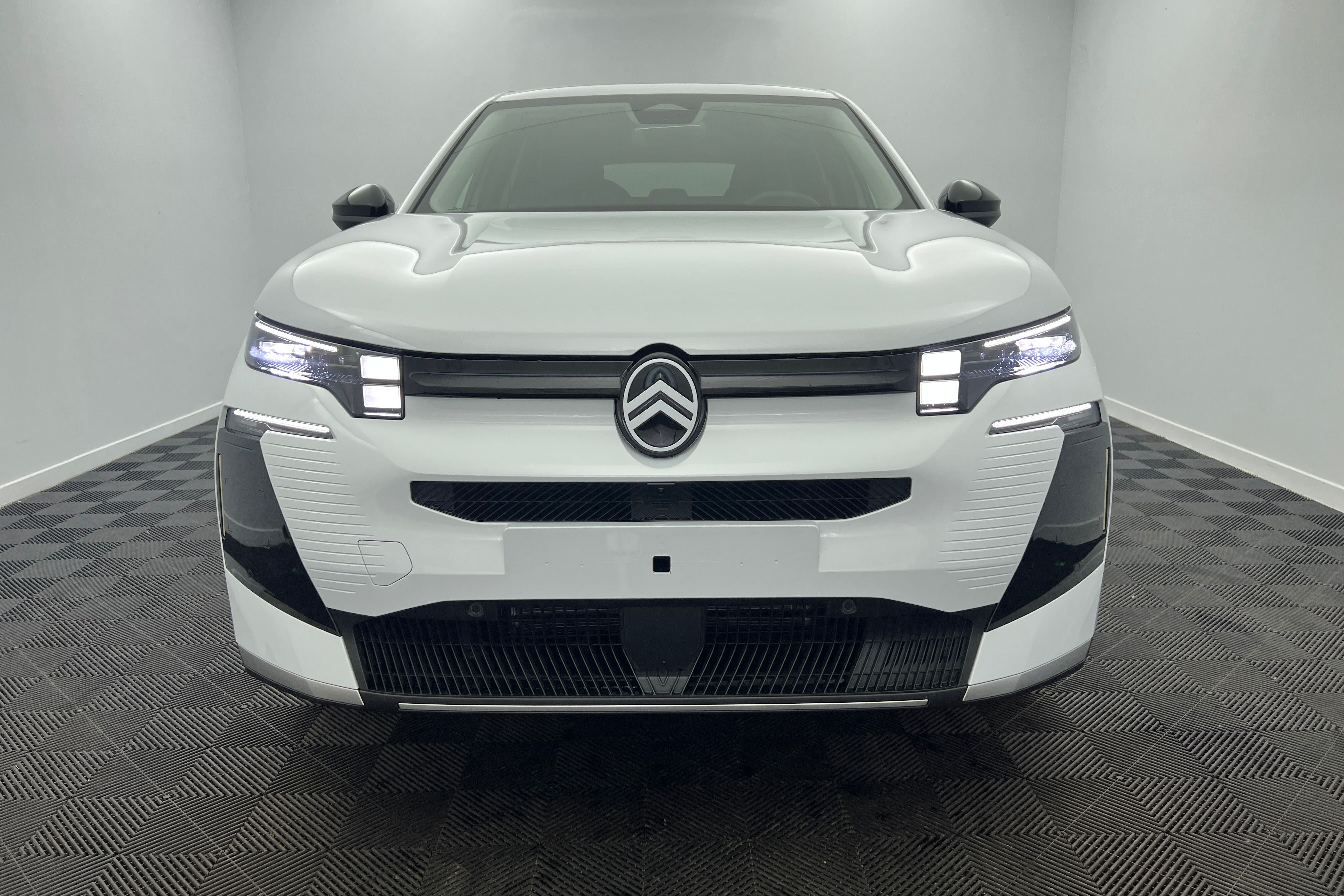 CITROEN C5 Aircross SUV Hybride — photo 2
