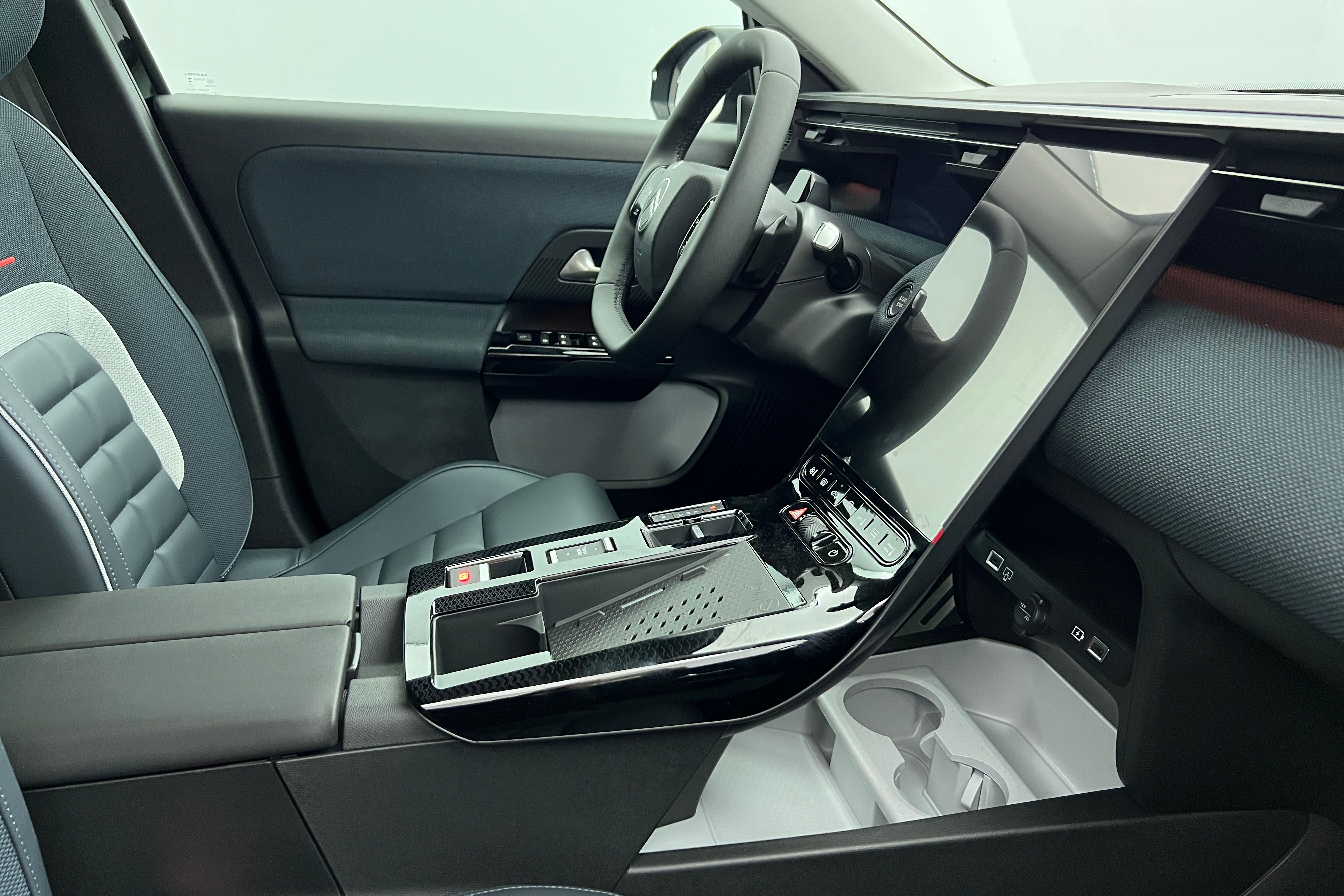 CITROEN C5 Aircross SUV Hybride — photo 6