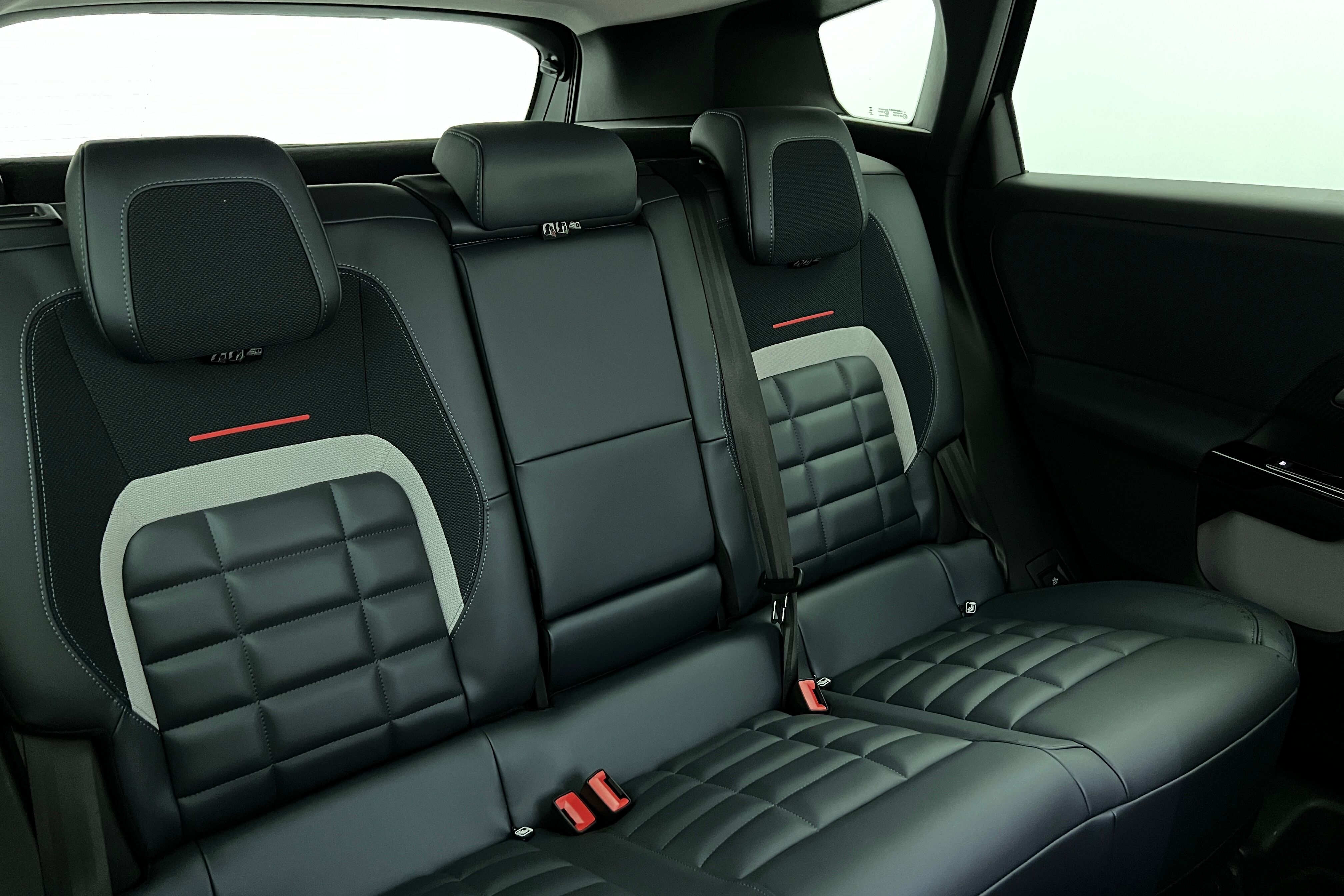 CITROEN C5 Aircross SUV Hybride — photo 13