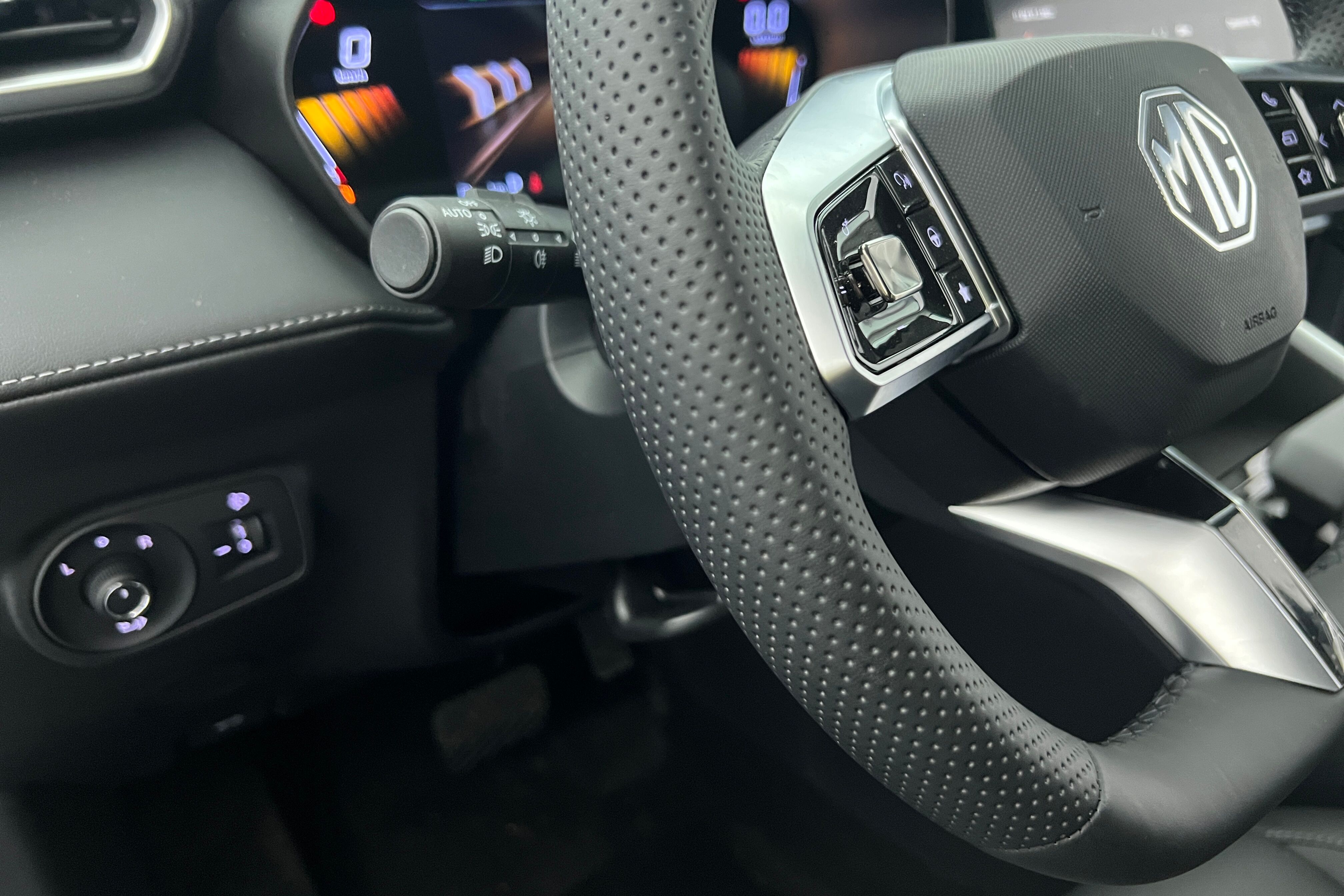 MG ZS Hybrid+ SUV Hybride — photo 17
