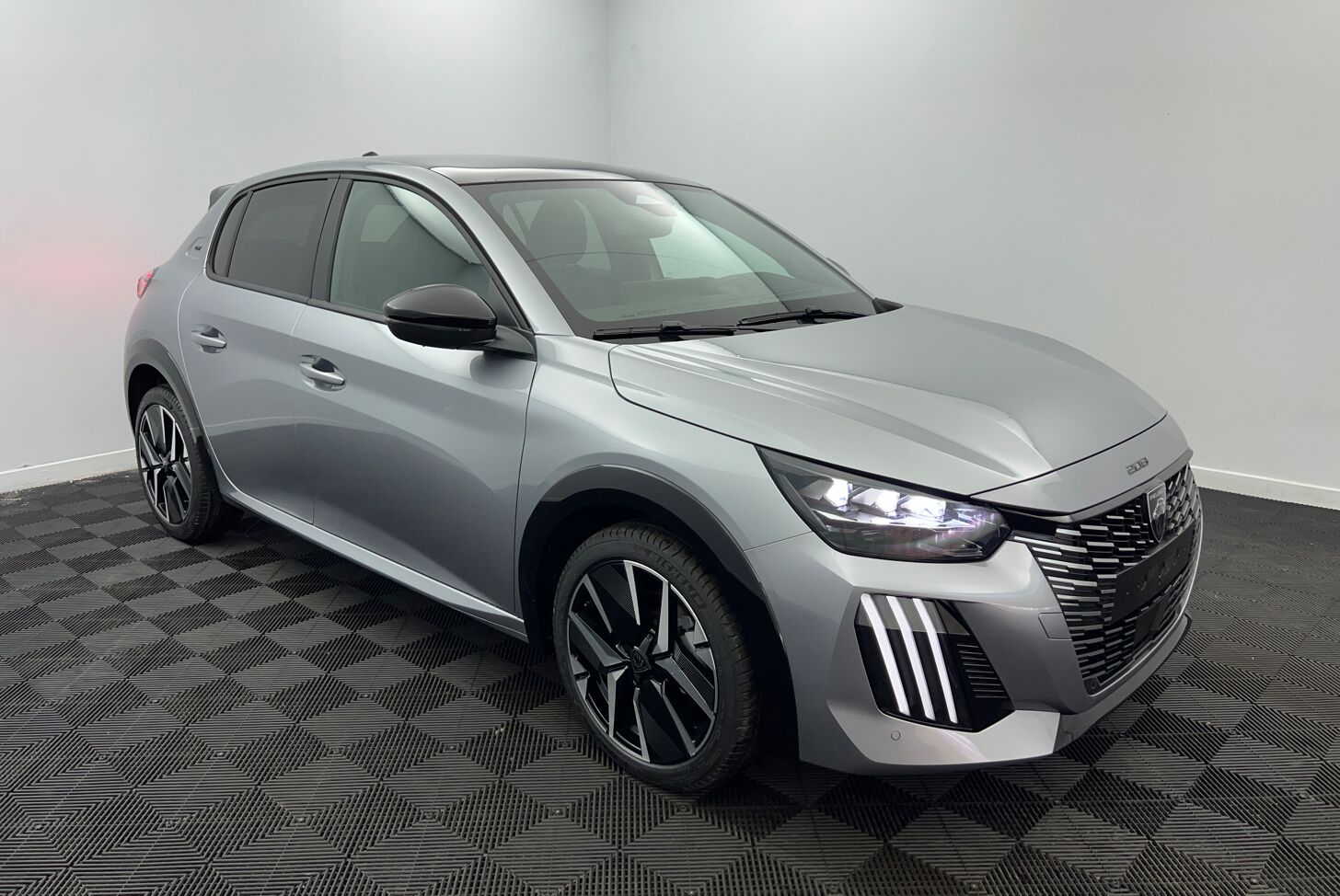 PEUGEOT 208 Berline Hybride Essence