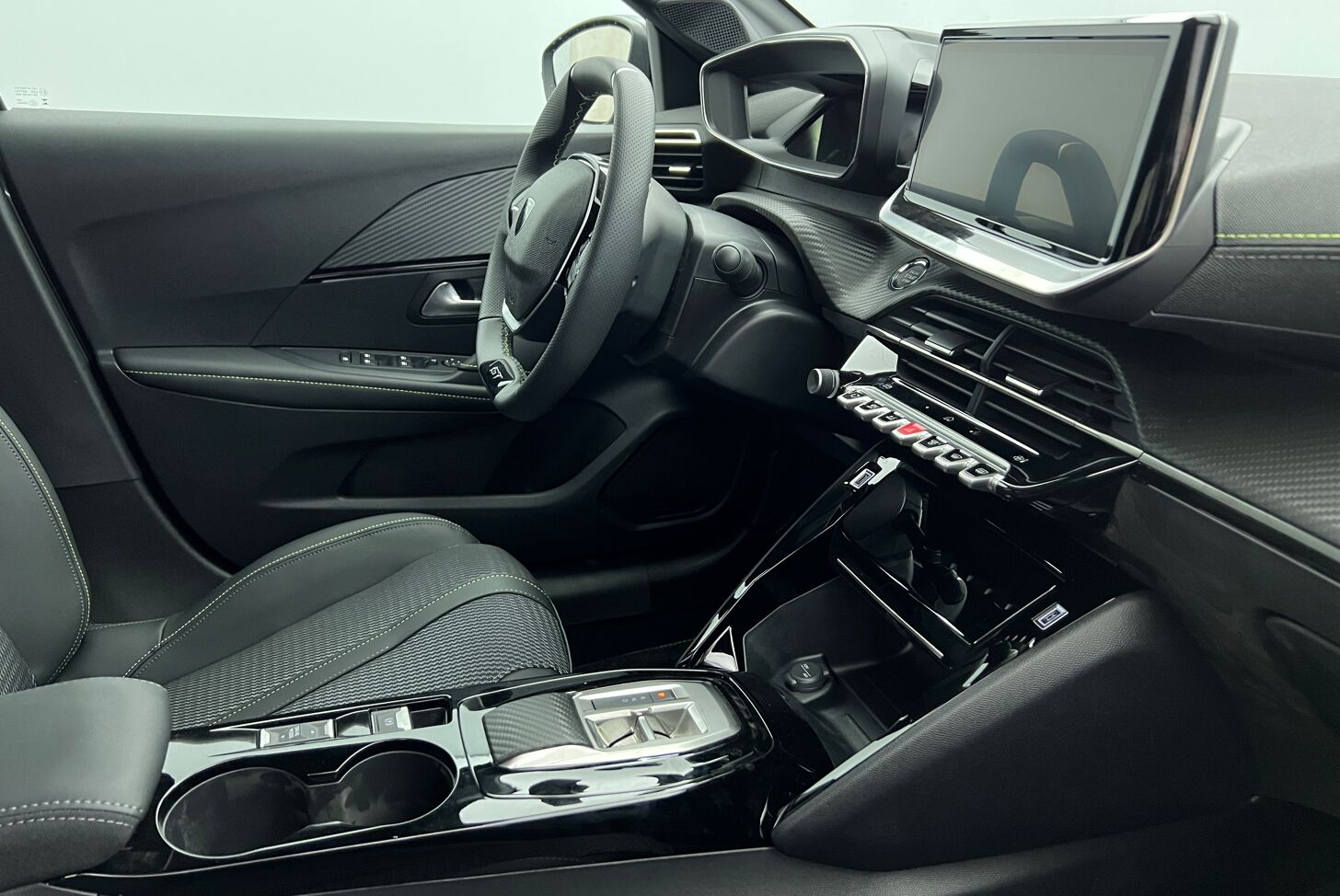 PEUGEOT 208 Berline Hybride Essence
