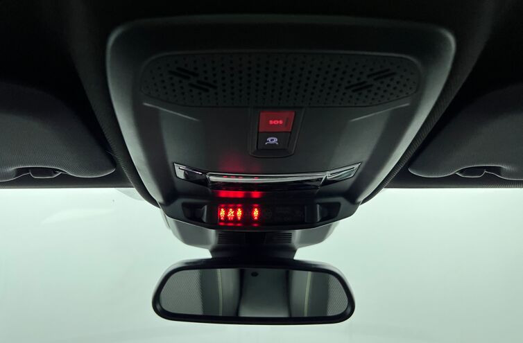 PEUGEOT 208 Berline Hybride Essence