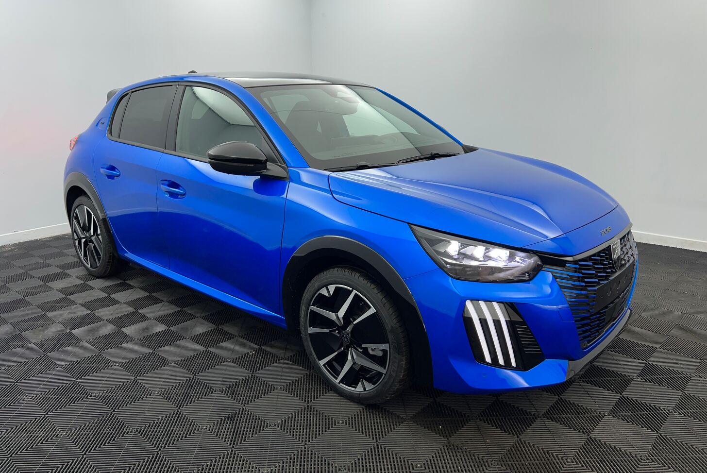 PEUGEOT 208 Berline Hybride Essence