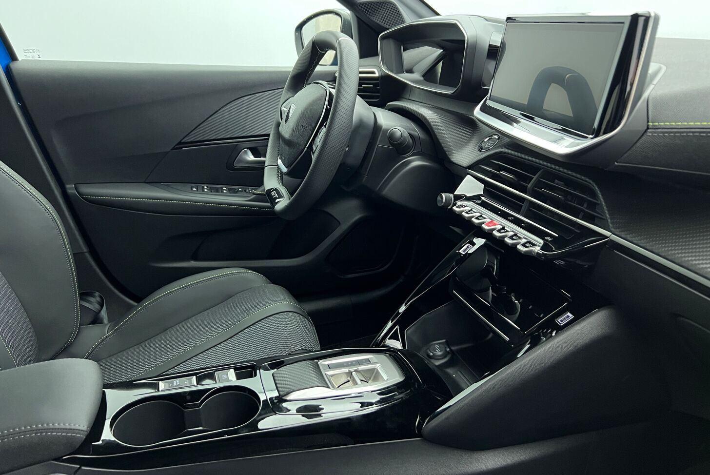 PEUGEOT 208 Berline Hybride Essence