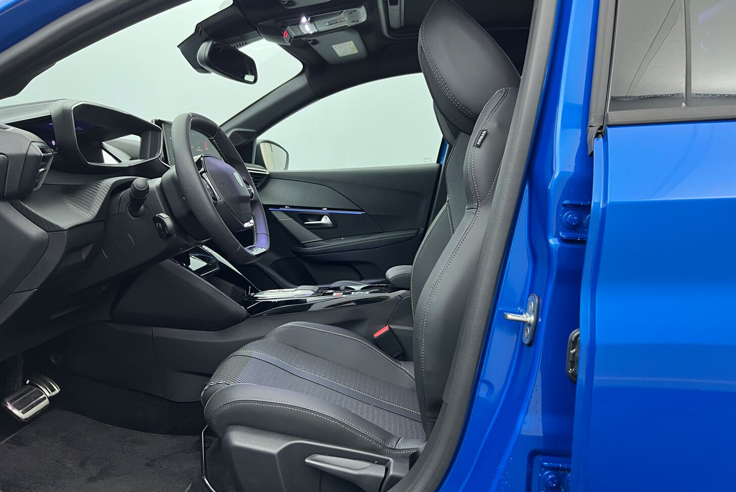 PEUGEOT 208 Berline Hybride Essence