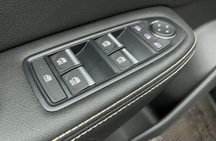 RENAULT Arkana SUV Hybride Essence