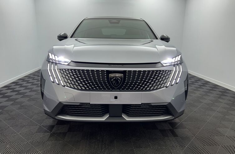 PEUGEOT 3008 SUV Hybride Essence