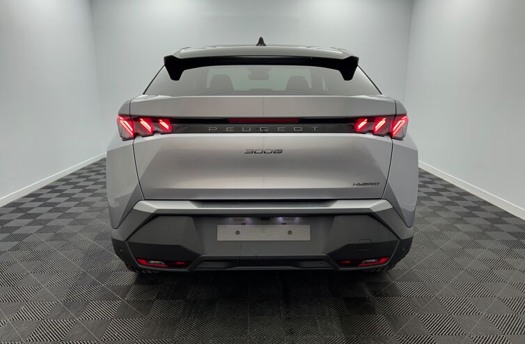 PEUGEOT 3008 SUV Hybride Essence