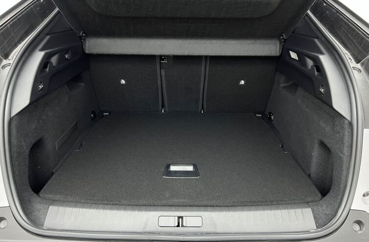 PEUGEOT 3008 SUV Hybride Essence
