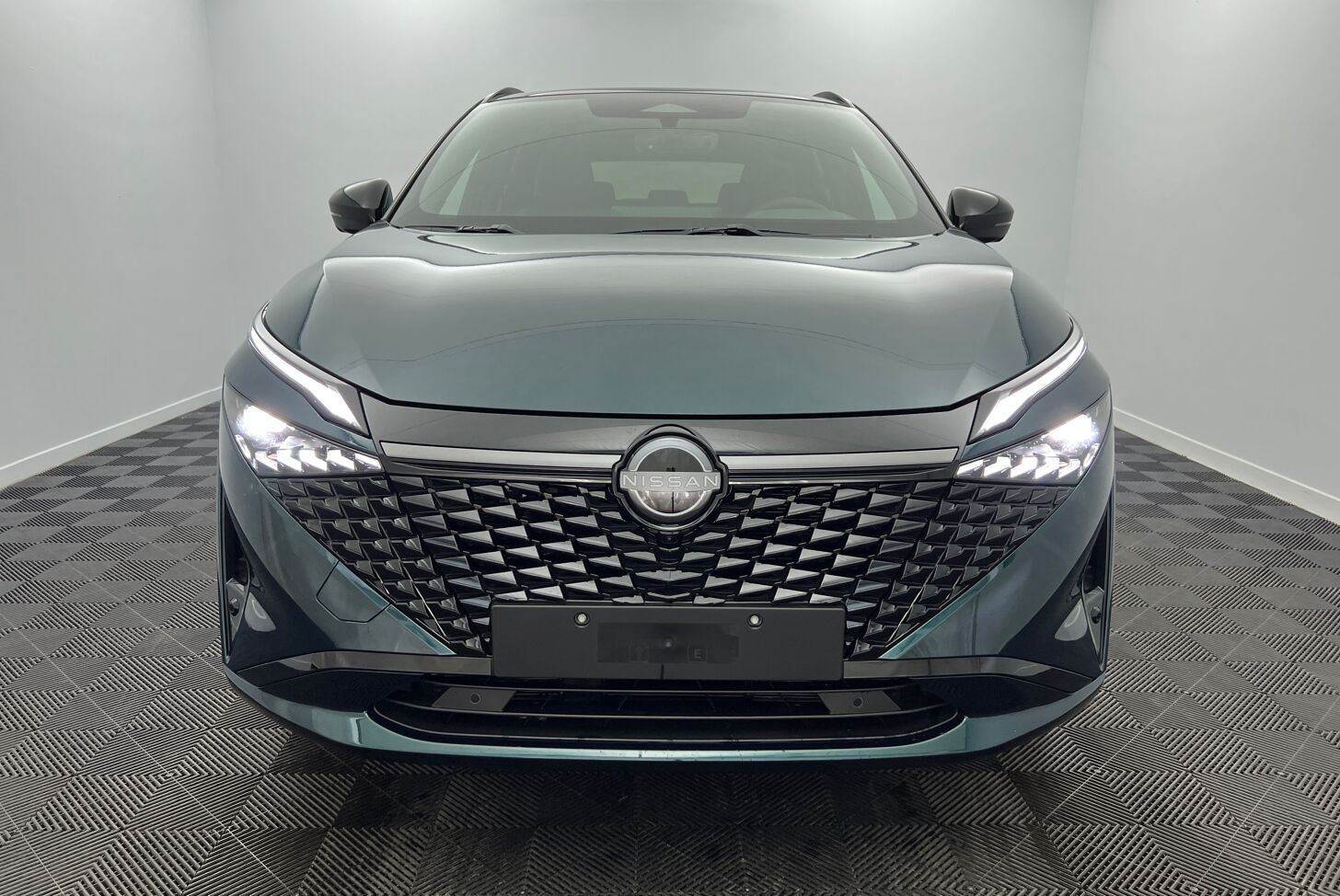 NISSAN Qashqai SUV Hybride Essence