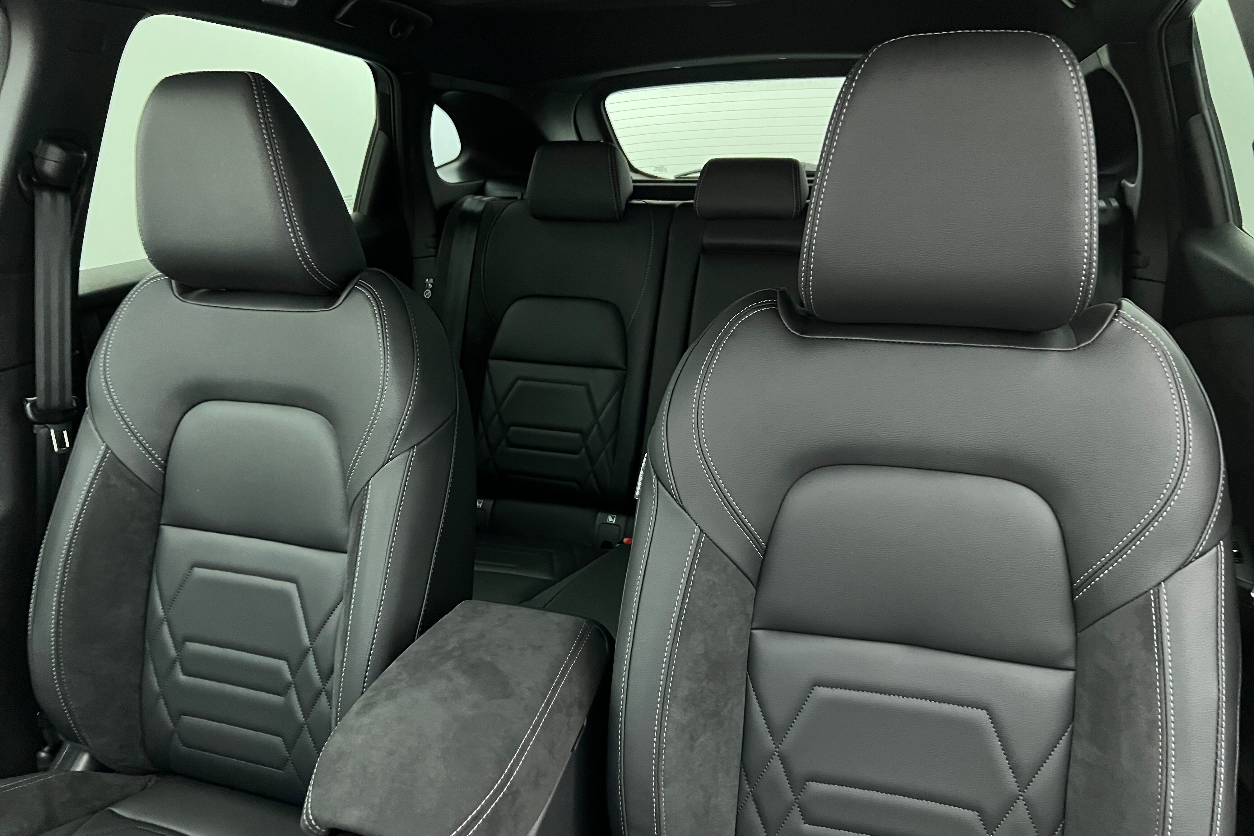 NISSAN Qashqai SUV Hybride — photo 11