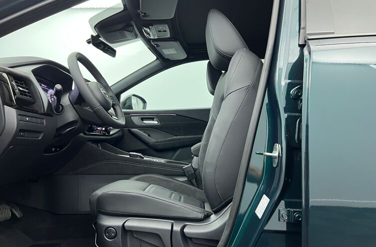 NISSAN Qashqai SUV Hybride Essence