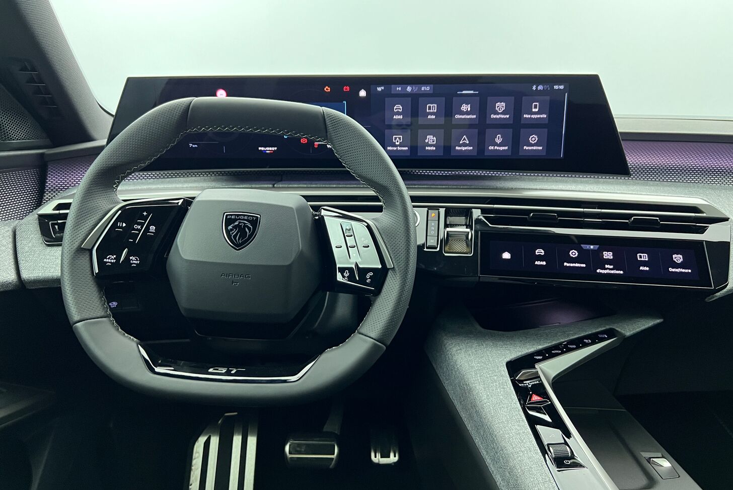 PEUGEOT 3008 SUV Hybride Essence