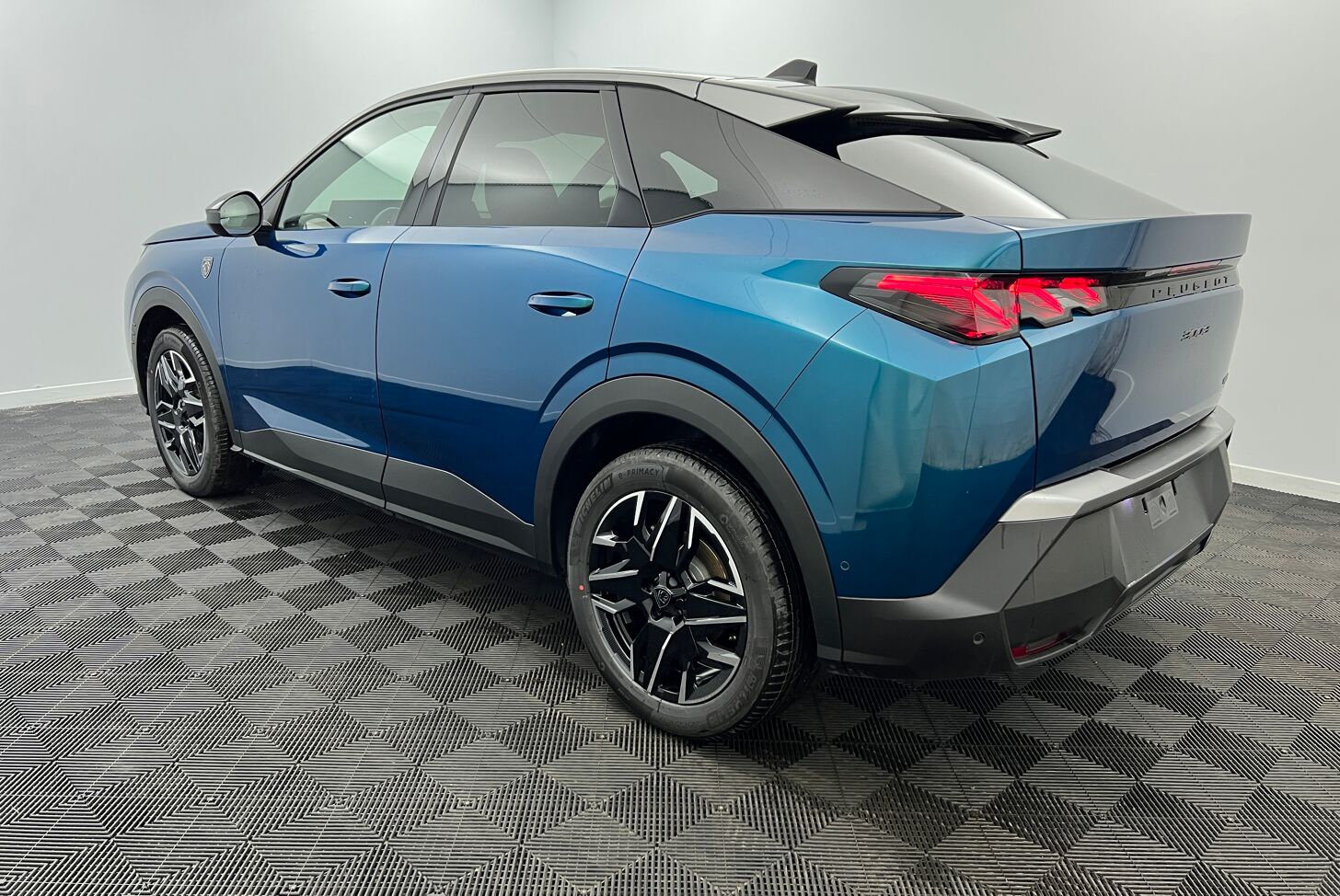 PEUGEOT 3008 SUV Hybride Essence