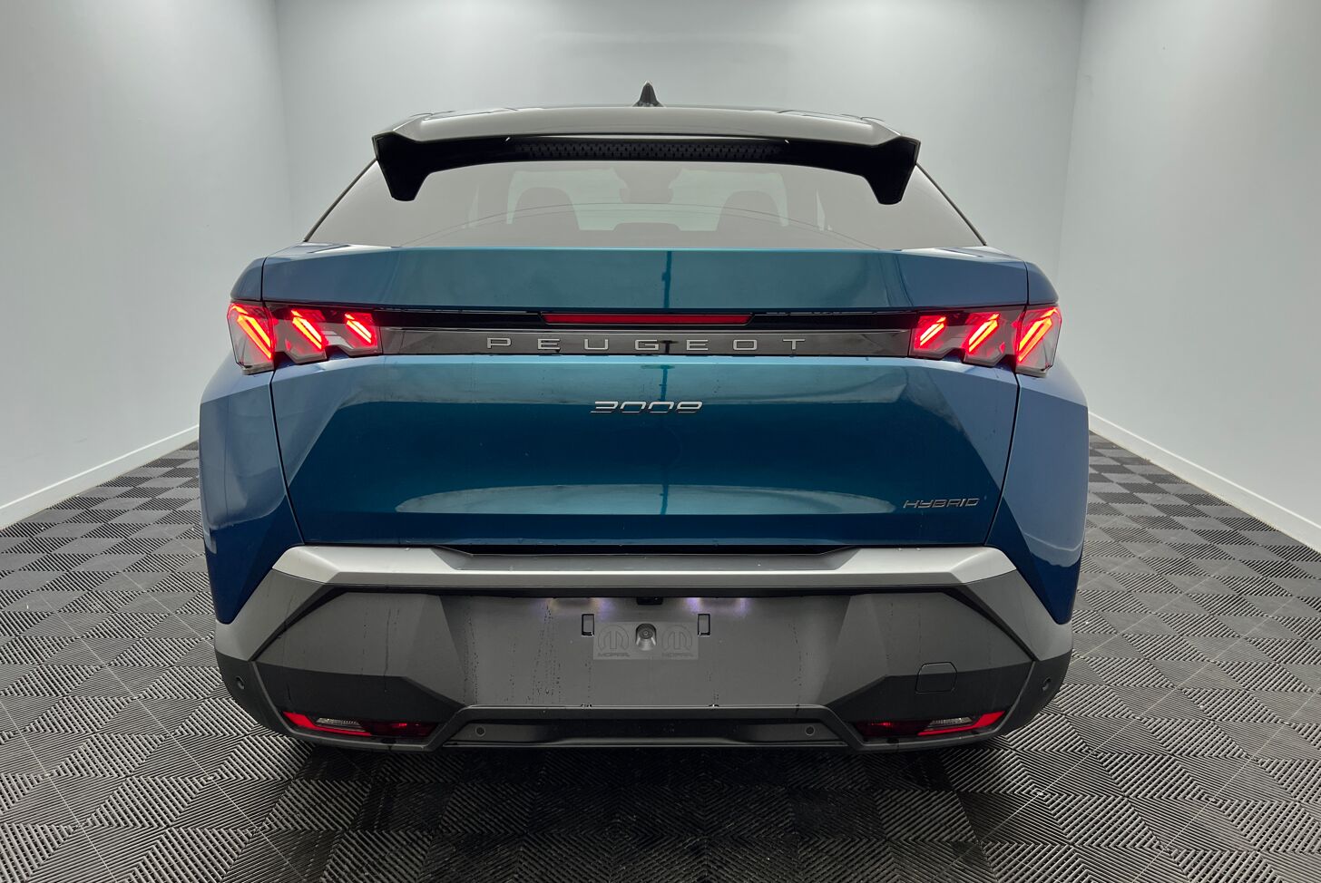PEUGEOT 3008 SUV Hybride Essence