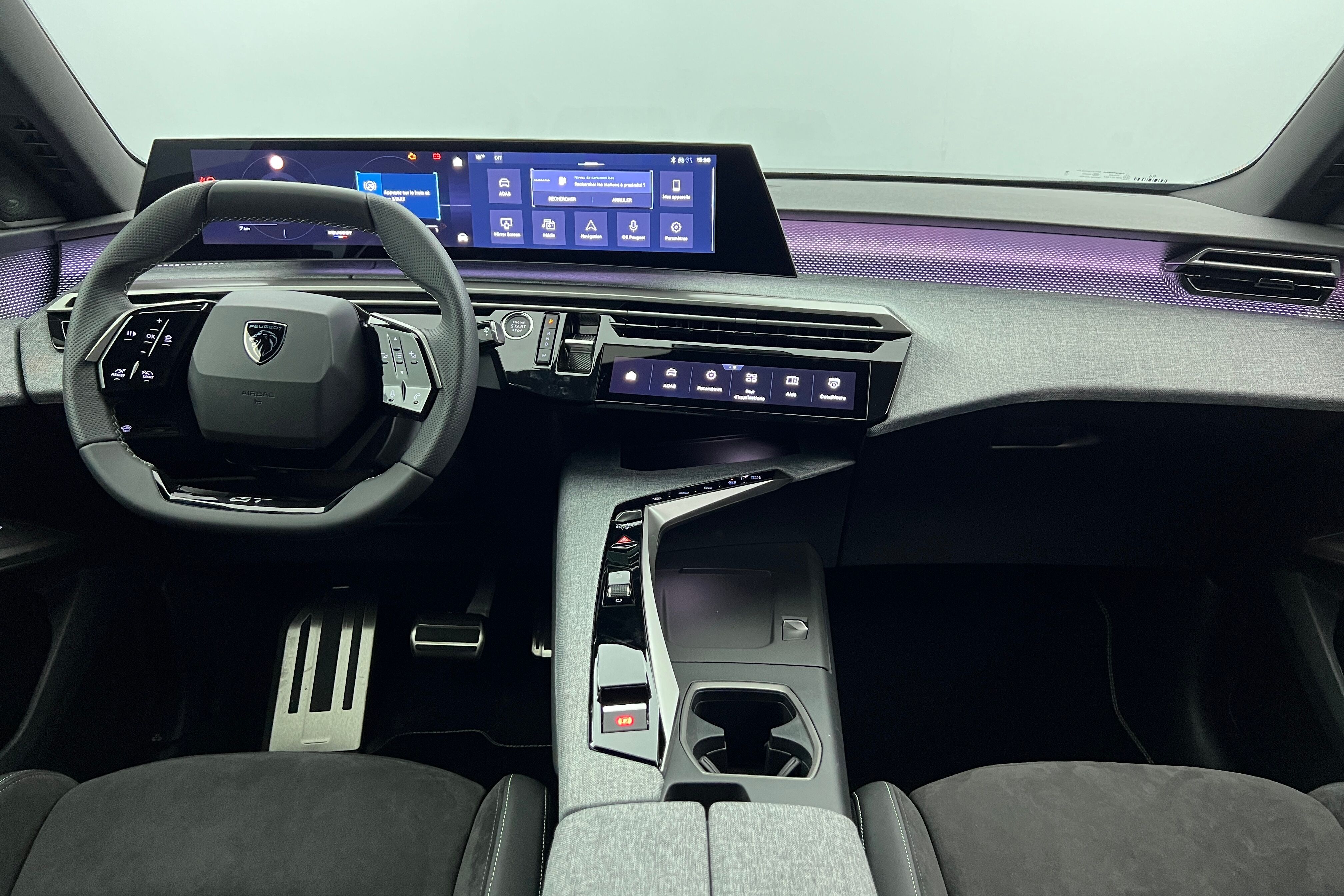 PEUGEOT 3008 — photo 8