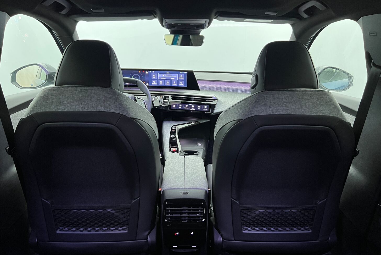 PEUGEOT 3008 SUV Hybride Essence