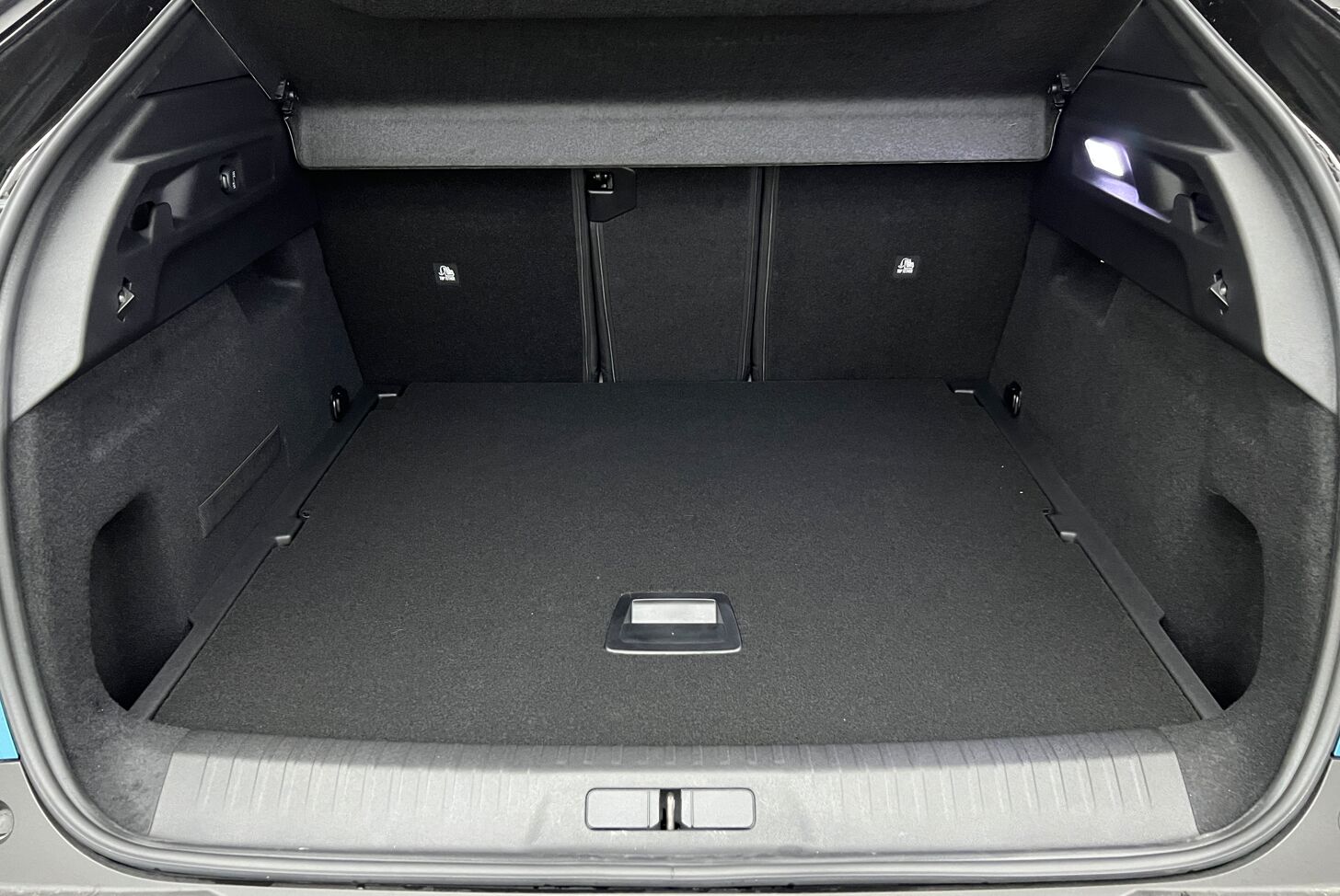 PEUGEOT 3008 SUV Hybride Essence