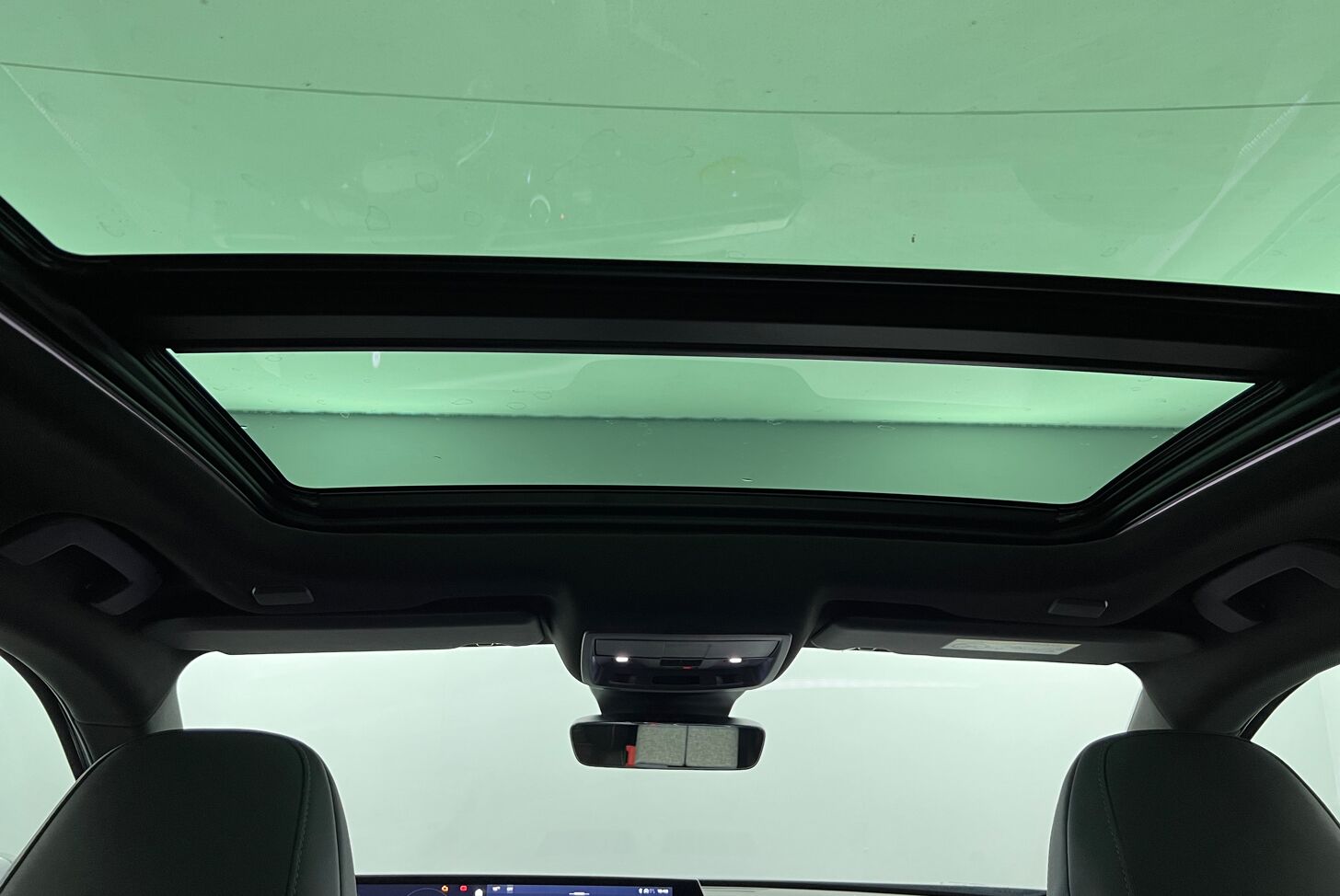 PEUGEOT 3008 SUV Hybride Essence