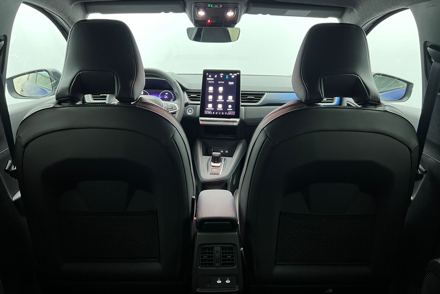 RENAULT Captur SUV Hybride Essence